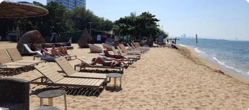 Na Chom Thian Apartment | Pattaya Private Beach - Grand Florida Beachfront Condo Resort