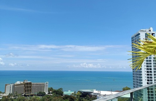 Pratumnak Hill Condo | PEACEFUL SEA VIEW CONDO