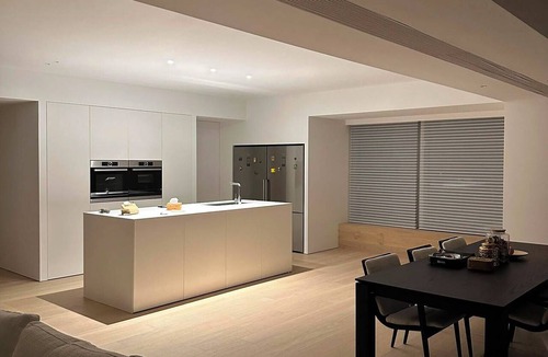 Ayutthaya Apartment | Perfect 1-bedroom apartment with AC in enchanting Phai Ling