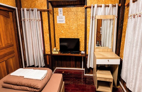 Phutthaisong Hotel | Phisamai Homestay