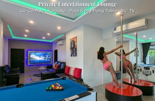 Nong Prue Villa | Phoenix Villa - Luxury Pool Villa with Entertainment Room - 15 minutes from Walking Street