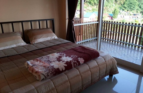Wiang Kaen Hotel | Phucheefah yodmanee Resort