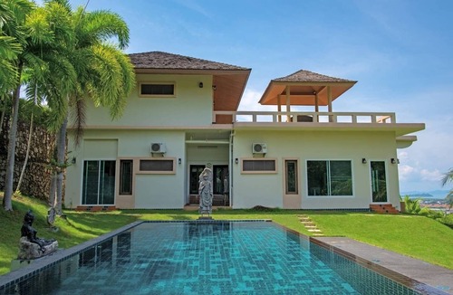 Ko Kaeo House | Phuket Hill Top Villa, with PRIVATE Gym, Pool, Barbeque Area and Ocean view