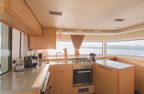 Pa Klok Boat Rental | Phuket Sun and Beach Sailing Extravaganza
