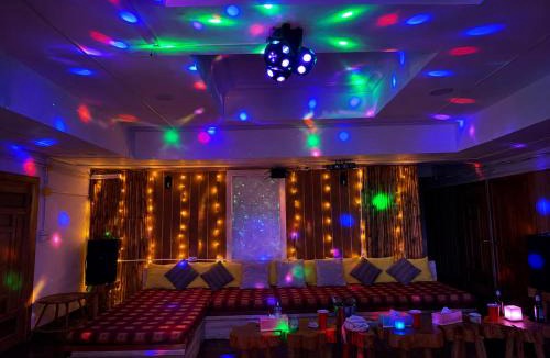 Cho Lae Villa | Ping Dara Pool Villa Party
