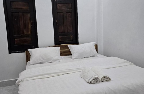Nong Khiaw House | Pinkeo Guesthouse
