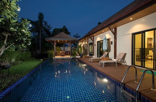 Rawai Villa | POOL VILLA ATARATA 3BR NAI HARN BEACH