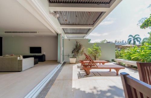 Rawai Resort | Poppy Beachfront Residence
