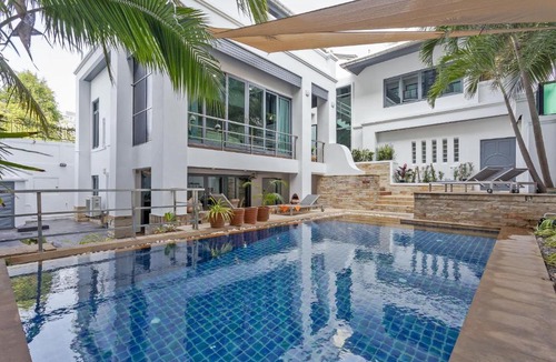 Pratumnak Hill Villa | Pratumnak Hill Pool Villa 4BR Private Retreat(PH1)