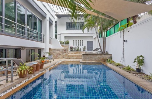 Pratumnak Hill Villa | Pratumnak Hill Pool Villa 4BR Private Retreat(PH1)