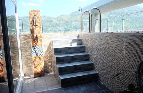 Patong Apartment | Private Jacuzzi Pool Suite near walking street