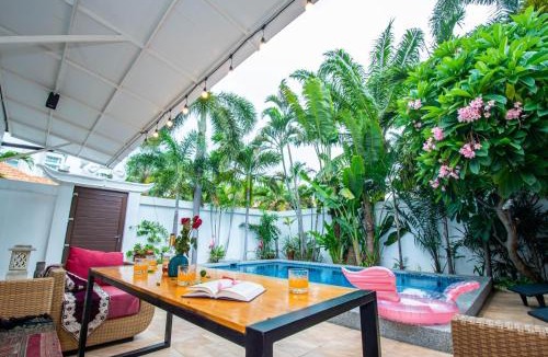 Pratumnak Hill Villa | Private Pool 3B villa Snooker Karaoke Beach 200m