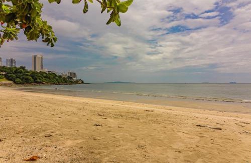 Pratumnak Hill Villa | Private Pool 3B villa Snooker Karaoke Beach 200m