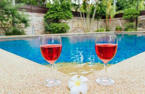 Pattaya Villa | PRIVATE RESIDENCE HOSTED by Sasithorn
