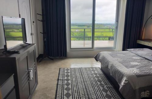 Chiang Rai Villa | Private Villa Sunrise & Rice Field Views