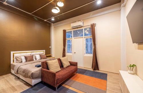 Old Phuket Town House | Queen On Street Guest House