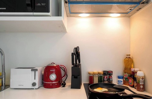 Na Chom Thian Apartment | Quiet Sea View Condo | Gym + King Bed | 1min to Private Beach