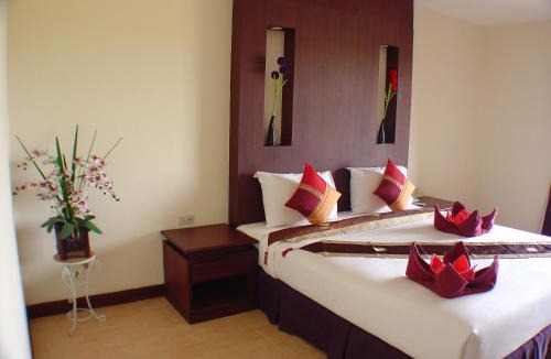 North Pattaya Hotel | Rada Villa