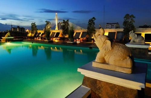 Chana Songkhram Hotel | Rambuttri Village Inn & Plaza