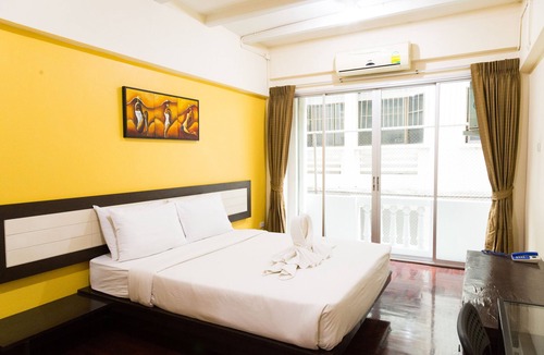 Suan Luang Hotel | Ramkhamhaeng 42 by Roomquest