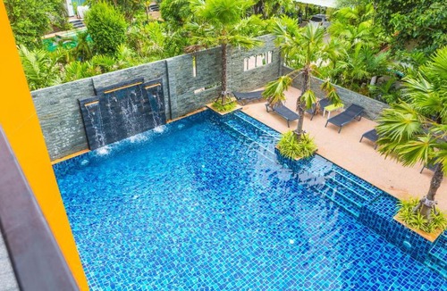 Nai Harn Apartment | Re-Life Condo near NaiHarn Beach