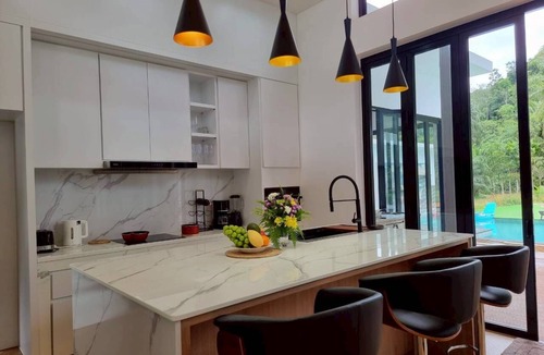 Nong Thale Villa | Red Cheek Mountain Villa