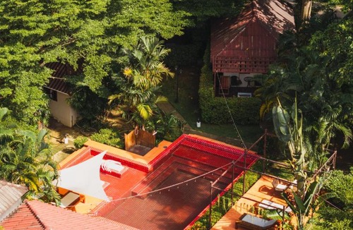 Bai Lan Resort | Red Moon Hideaway