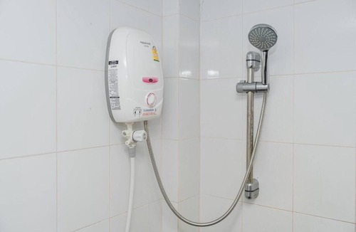 Nai Harn Apartment | Relaxing 1BR Close to Beach & Lake- relife C200