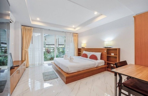 Nai Harn Apartment | Relaxing 1BR Close to Beach & Lake- relife C200