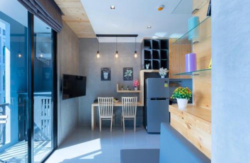 Nai Harn Apartment | Relife Windy by Holy Cow A307