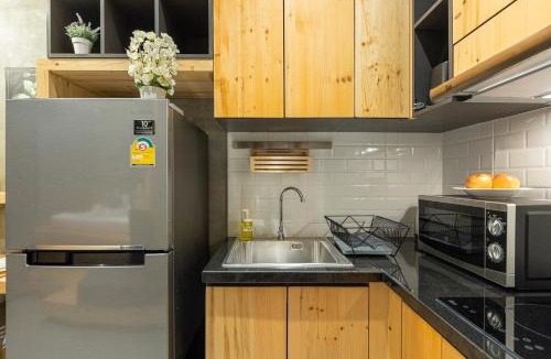 Nai Harn Apartment | Relife Windy by Holy Cow A307