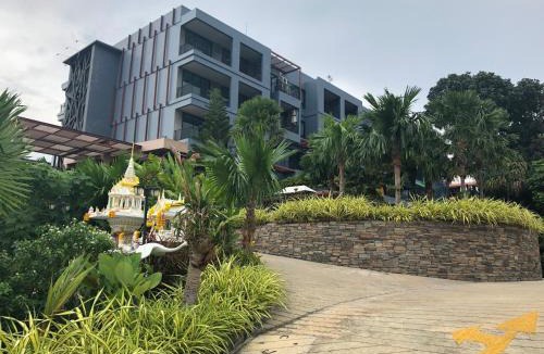 Nai Harn Apartment | Relife Windy by Nataly