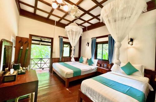 Kong Lor House | Remotara Konglor Lodge