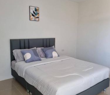 Phunphin Hotel | Rest at Thachang Hotel