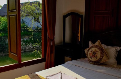 Vang Vieng Resort | Romantic Vang Vieng resort