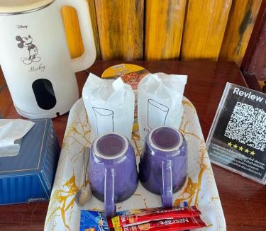Thong Pha Phum House | Romrawin Homestay&Camping