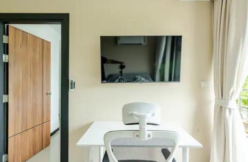 Rawai Apartment | Room 402 Rawai Beach Condo