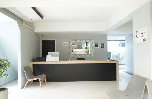 Don Muang Hotel | RoomQuest Bangkok Don Mueang Airport