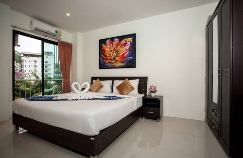 Nanai Road Hotel | Royal Waves Hotel