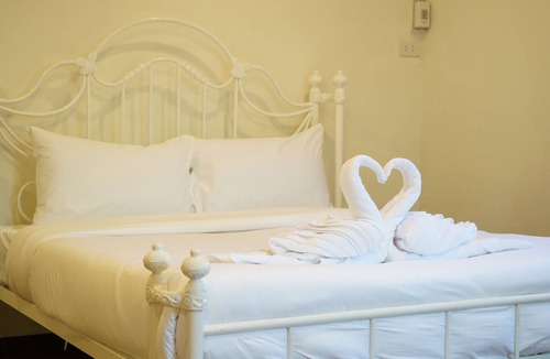 Samsen Nok Hotel | RQ Opsian Ratchada Service Apartments