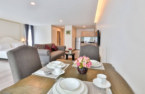 Chiang Mai Hotel | Rung Aroon Hotel By Le Siri