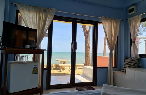 Chaiya Hotel | Rungarun Resort
