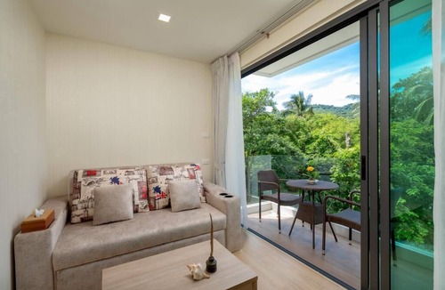 Kata Resort | S3- Deluxe sea view