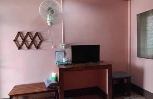 Buriram Hostel | Saran Resort room 1