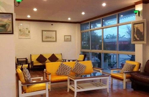 Na Chom Thian Hotel | Sea Falcon Hotel