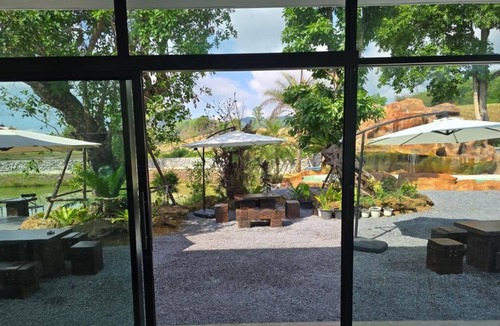 Doi Hang House | Serene Bungalow Retreat with Pool View in Chiang Rai