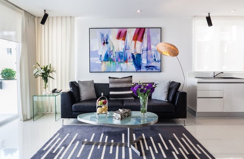 Patong House | (SHA Plus) BYD Lofts /1 Bedroom Deluxe Suite with Daily Buffet Breakfast