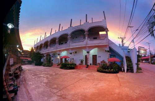 Pak-Lay House | SICHAMPA Guesthouse ເຮືອນພັກສີຈຳປາ