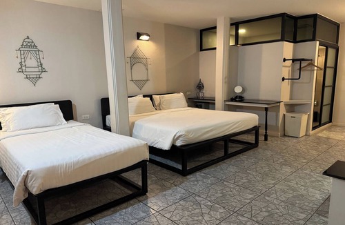 Samphao Lom Hotel | Silp-Pa Phra Nakorn Si Ayutthaya