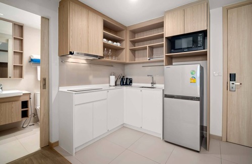 Laguna Condo | Skypark Aurora 2BR 2Cx1 Lake side